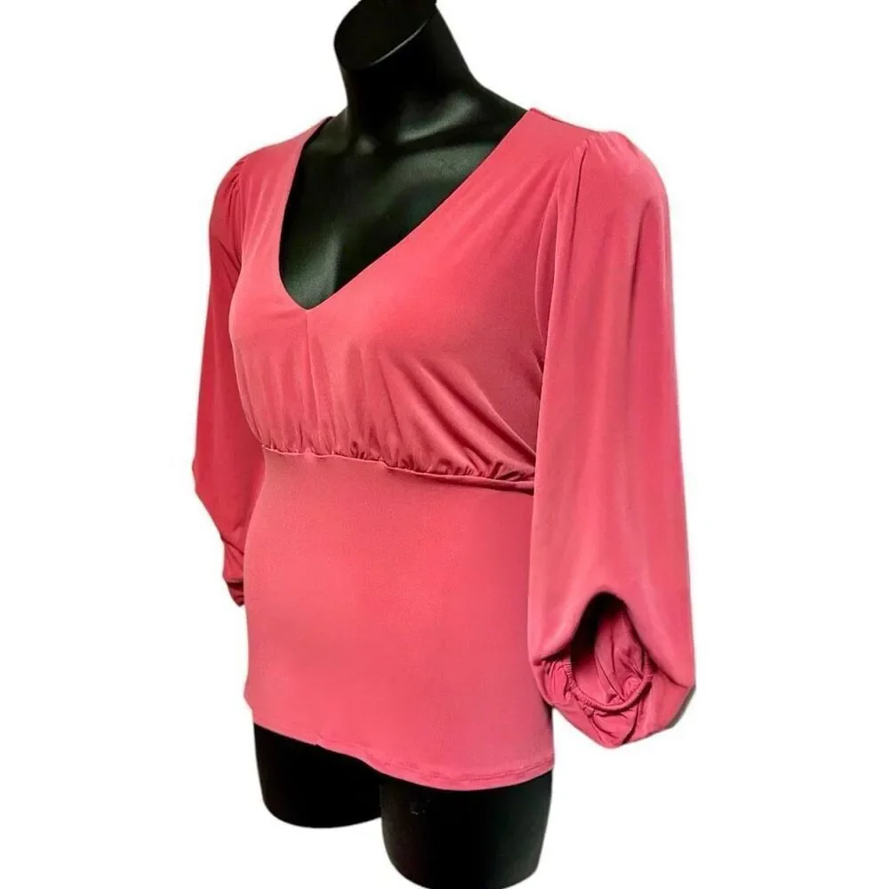 Torrid Berry Pink Studio Knit V-Neck Quarter Sleeve Shirred Top NWT - Picture 8 of 15